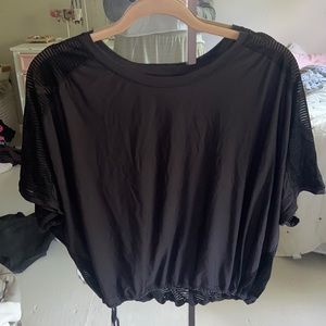 LULULEMON BLACK SWEAT TOP